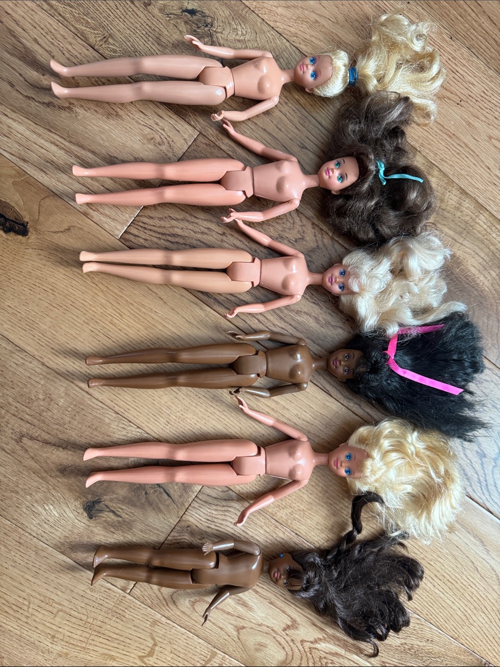 Barbie Lot- 6 dolls